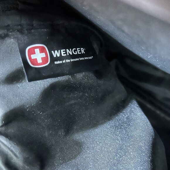 WENGER SwissGear 16" Laptop Briefcase w Removable Sleeve- Shoulder Messenger Bag - Picture 13 of 13